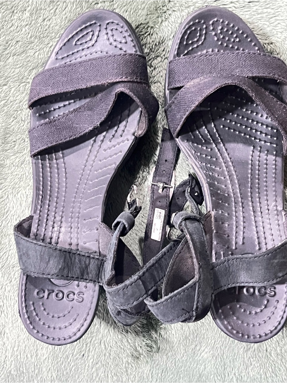 CROCS Women's Purple Adjustable Strap Sandals